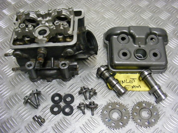 KTM Duke 125 Engine Cylinder Head Assembly 2011-2015 A660