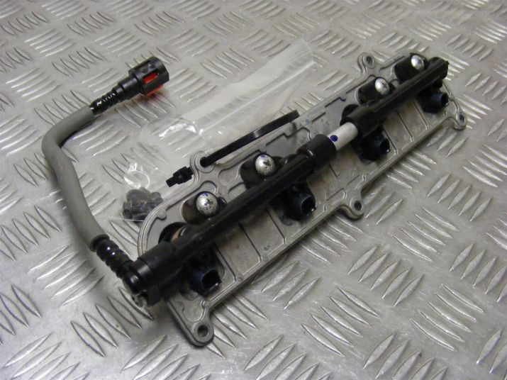 ZX6R Injectors Secondary Genuine Kawasaki 2007-2008 A472