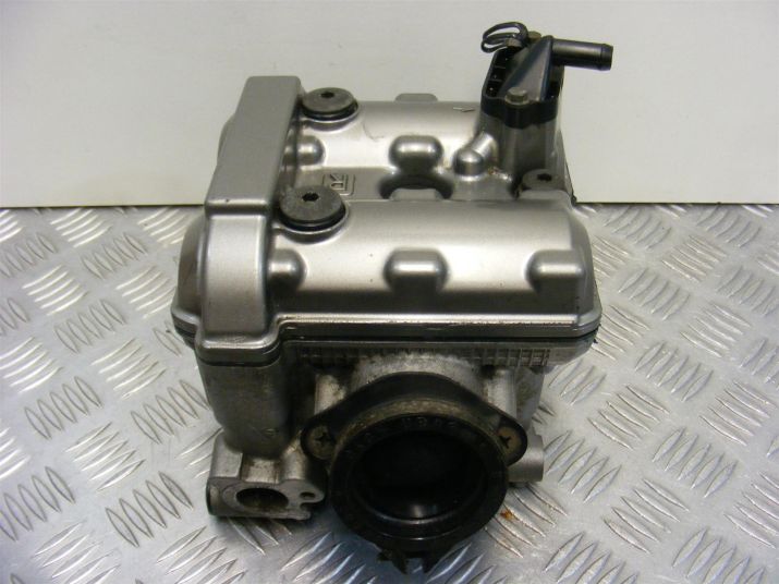 Suzuki DL 650 V-Strom Engine Cylinder Head Rear DL650 2004 2005 2006 A780