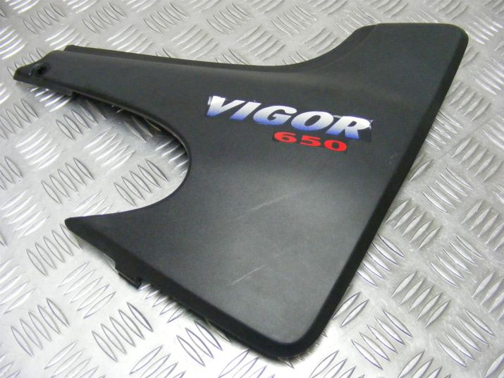 Vigor 650 Panel Right Side Thigh Genuine Honda 1999-2003 A061
